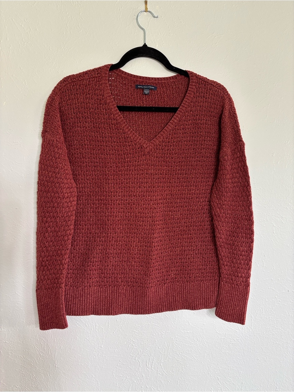 American Eagle Outfitters V-Neck Sweater - Brick Red